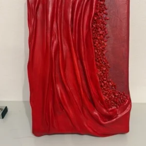 Bodas de Sangre - Escultura de pie en tono rojo | Bylenu